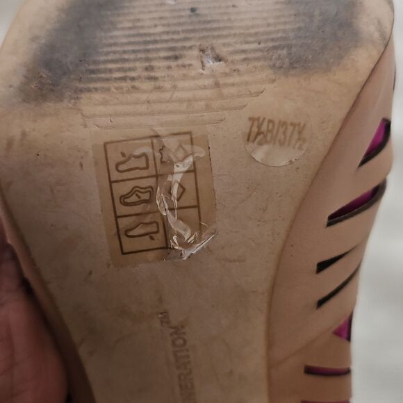 Beige and Purple Heels by BCBGeneration - Picture 11 of 16